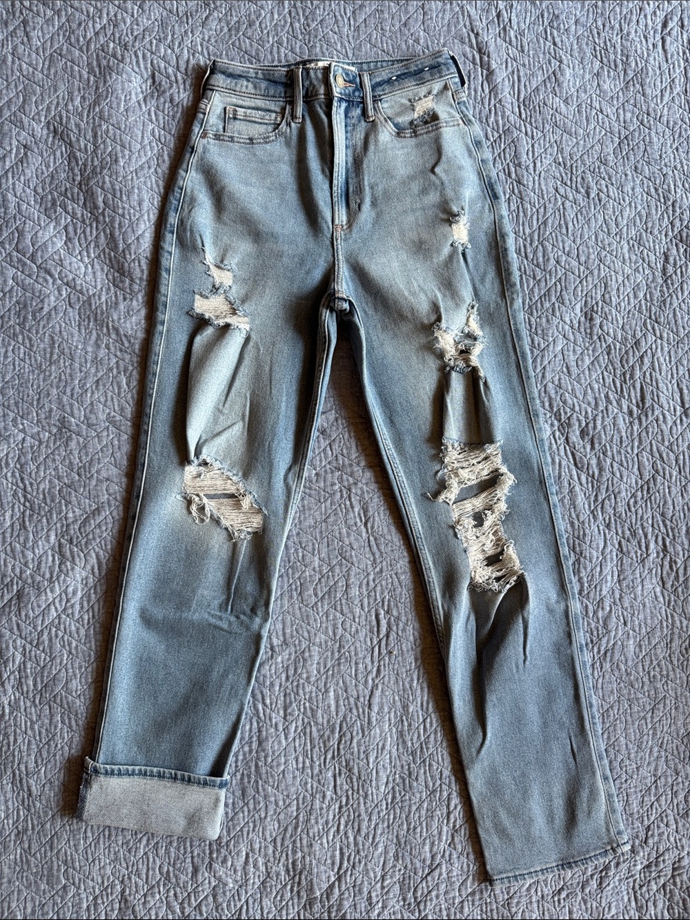 Hollister Ultra High-Rise Vintage Straight Jeans